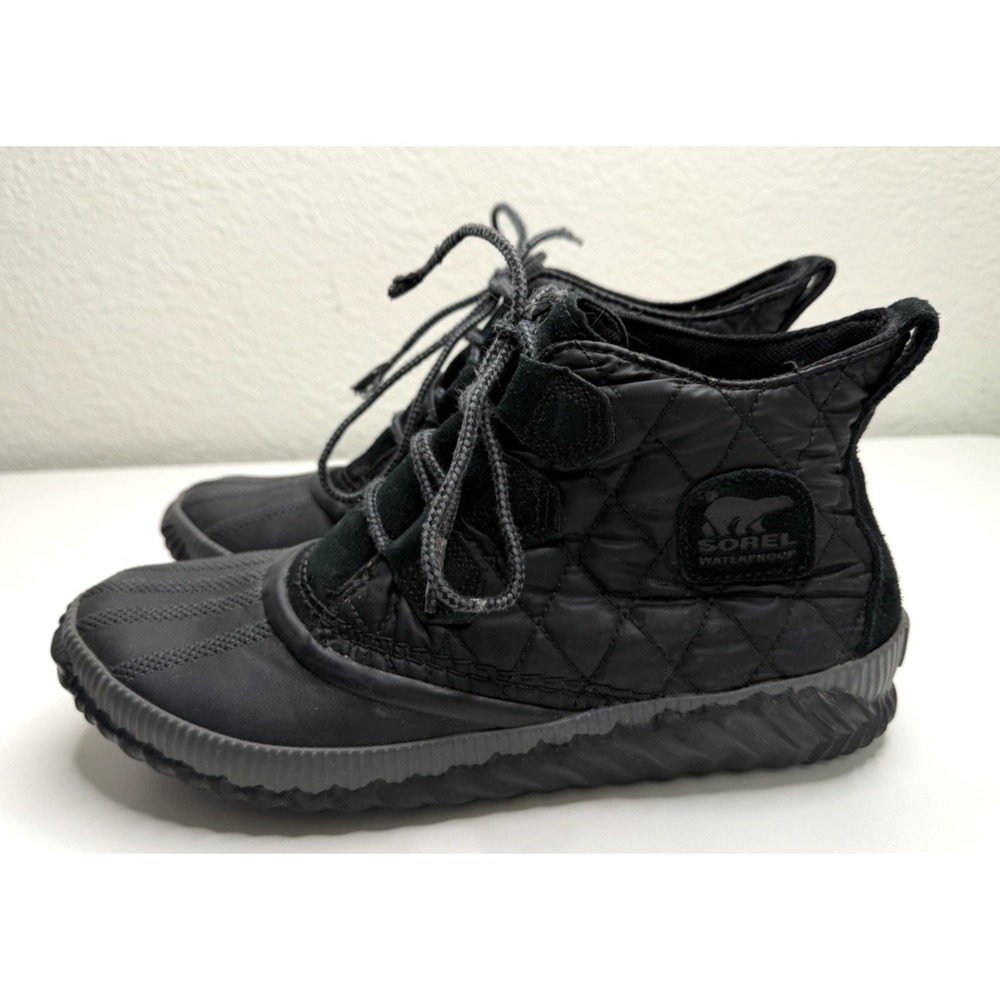 Sorel‎ Out N About Plus Quilted Duck Bootie Black Size 10 Frayed laces